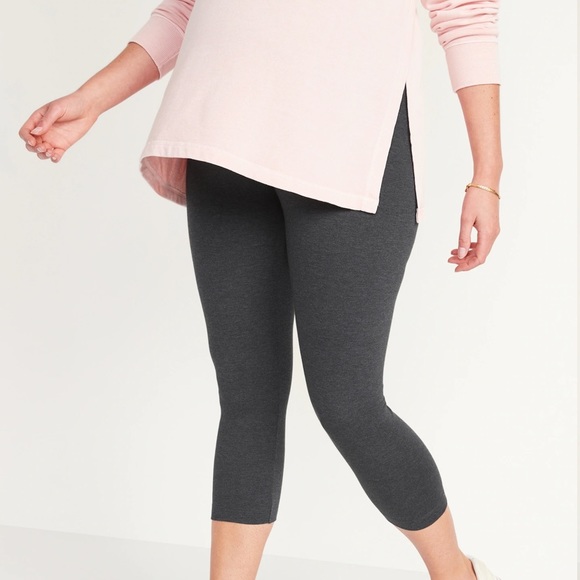 Old Navy Maternity Active - 3/4 length black tights - Picture 4 of 4